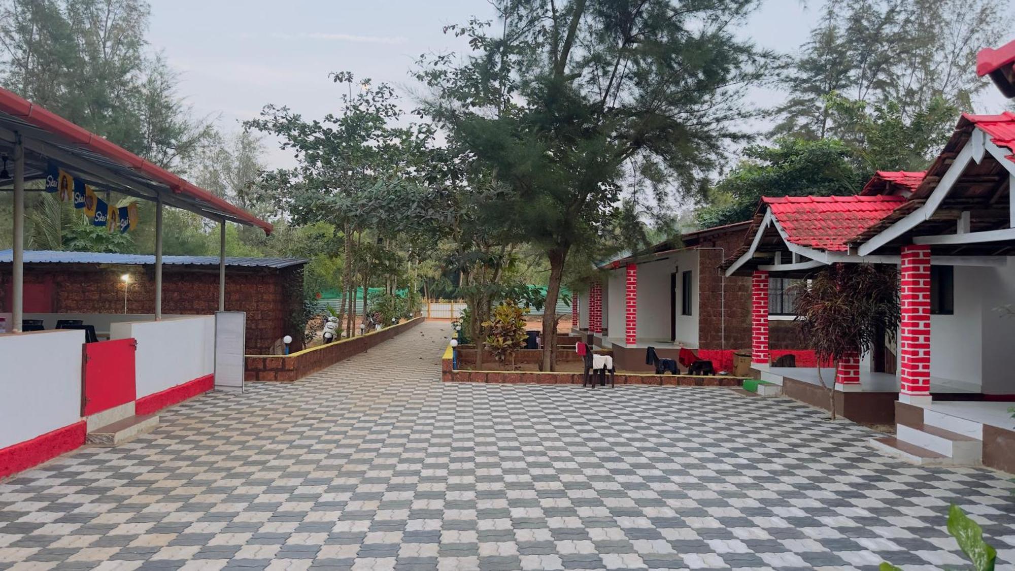 White Sand Beach Stay Resort Kumta Exterior foto